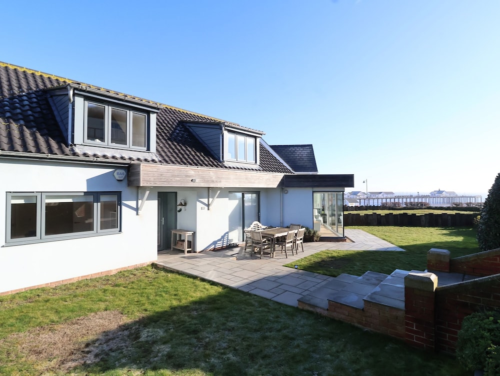 Pebbles - carbon neutral hotel in Southwold