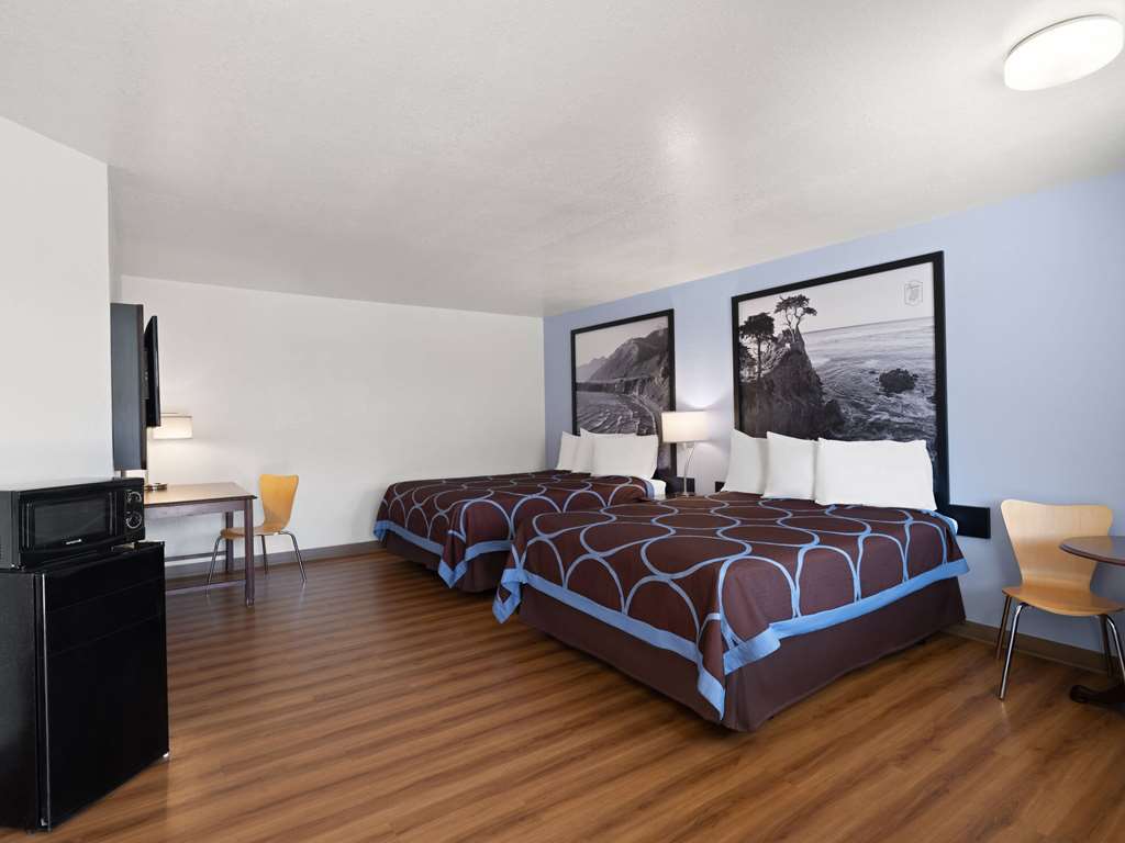 Super 8 by Wyndham Dunnigan - photo 22