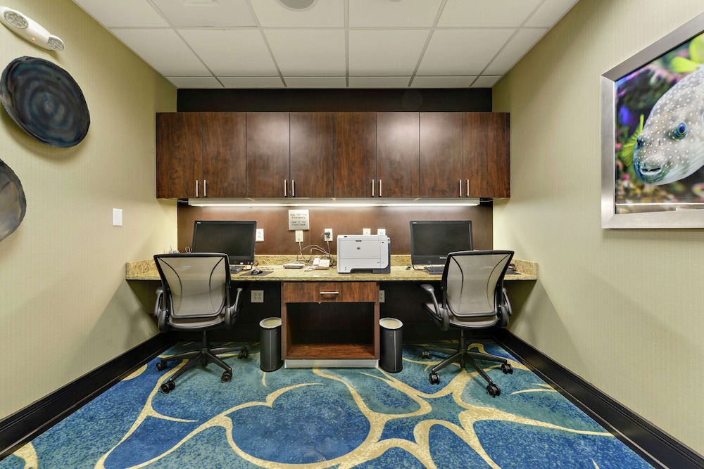Hampton Inn & Suites Gulfport I 10 - photo 82