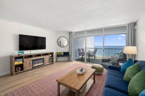 Pyramid 7G Jellyfish Fields in Ocean City, United States