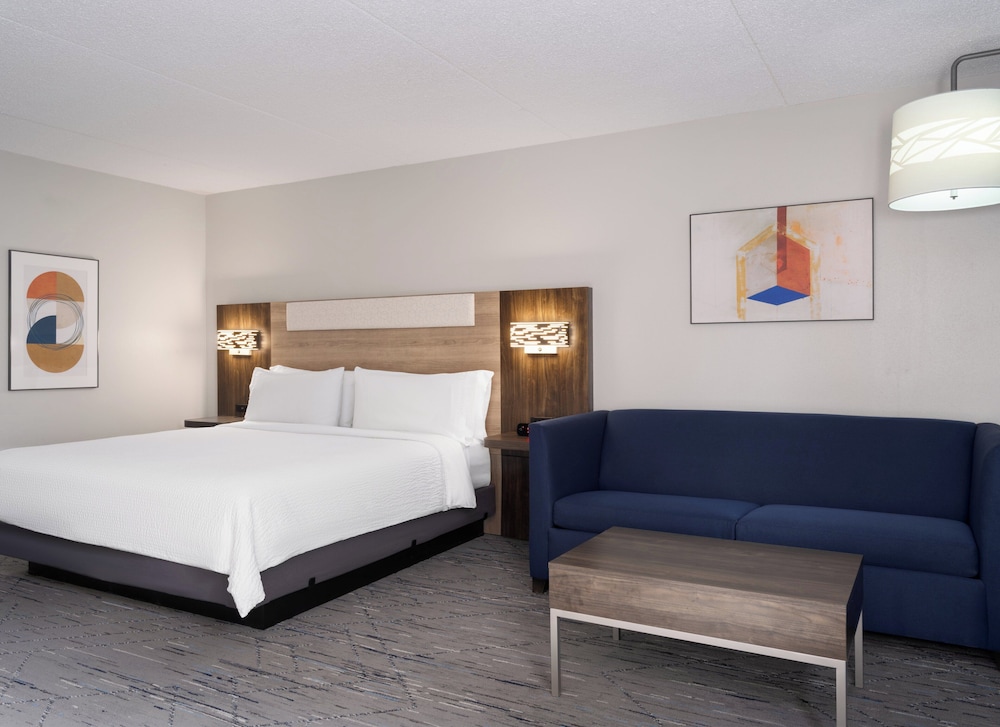 Holiday Inn Express Indianapolis Airport by IHG - photo 31