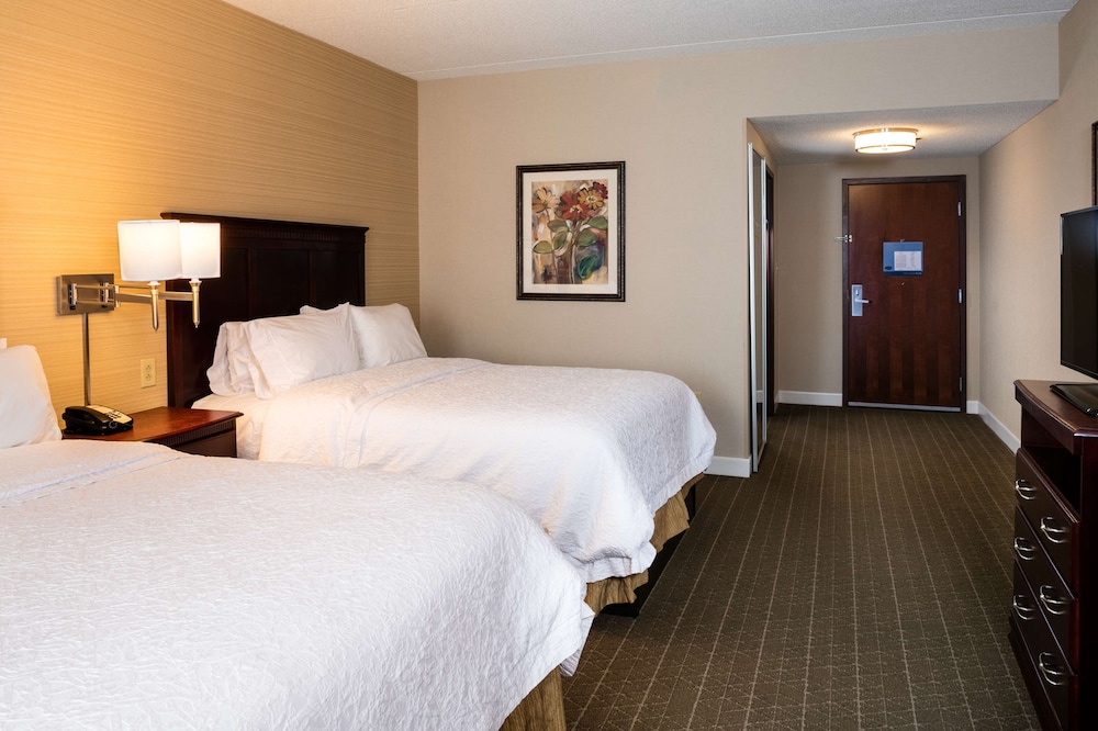 Hampton Inn & Suites Toledo Perrysburg - photo 23