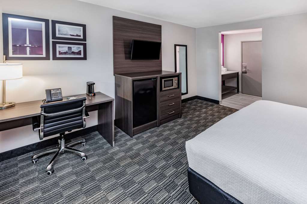La Quinta Inn & Suites by Wyndham Houston Southwest - photo 18