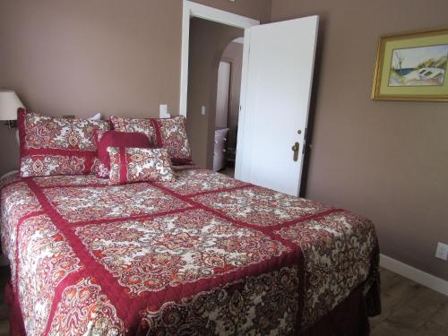 Captain Cook Inn - photo 10