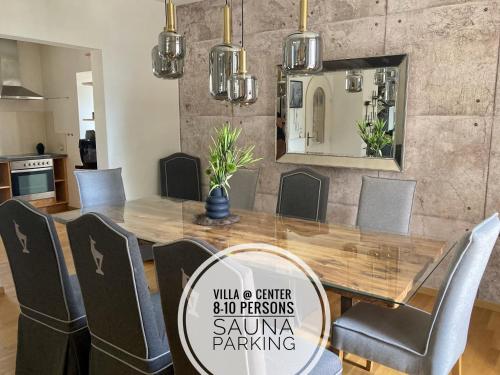 Stadtvilla Belle Kitz Im Zentrum Mit Sauna By Belle Stay in Kitzbuehel, Austria