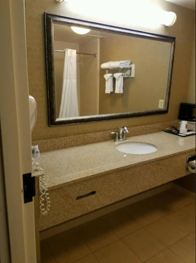 Comfort Inn Warner Robins Robins Air Force Base Area - photo 12
