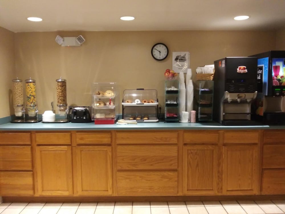 Best Way Inn Madison - photo 33