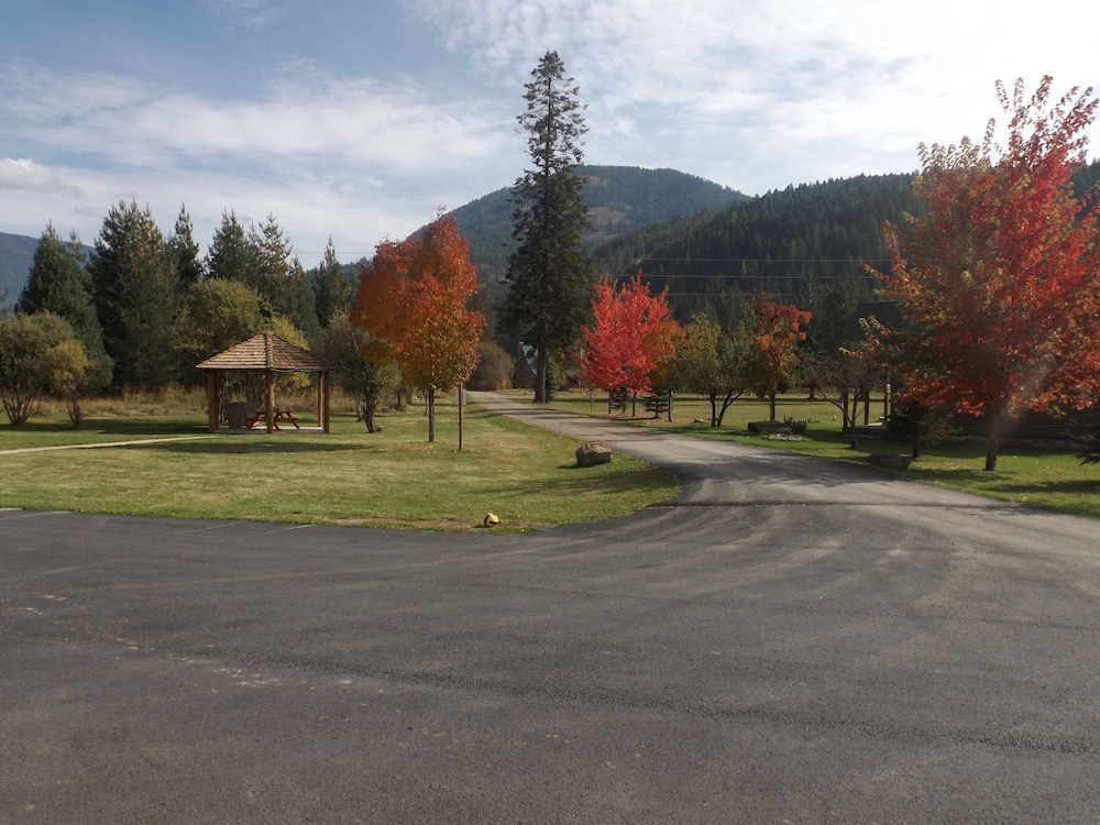 Clark Fork Lodge - photo 29