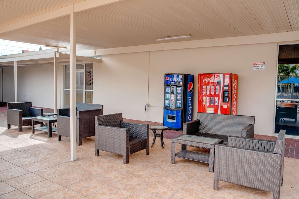 Super 8 by Wyndham St. Petersburg - photo 24