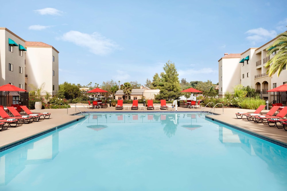 Embassy Suites by Hilton Temecula Valley Wine Country - photo 23