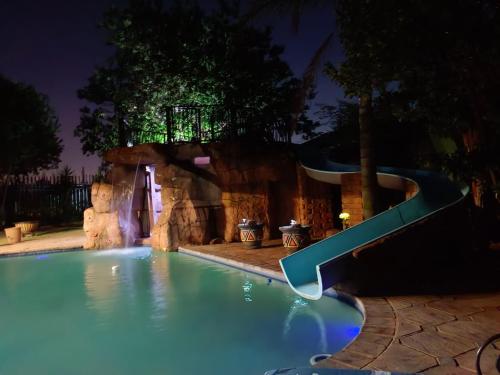 Clyde's on Dale Guest House — 4-Star Luxury Hotel in Springs, South Africa