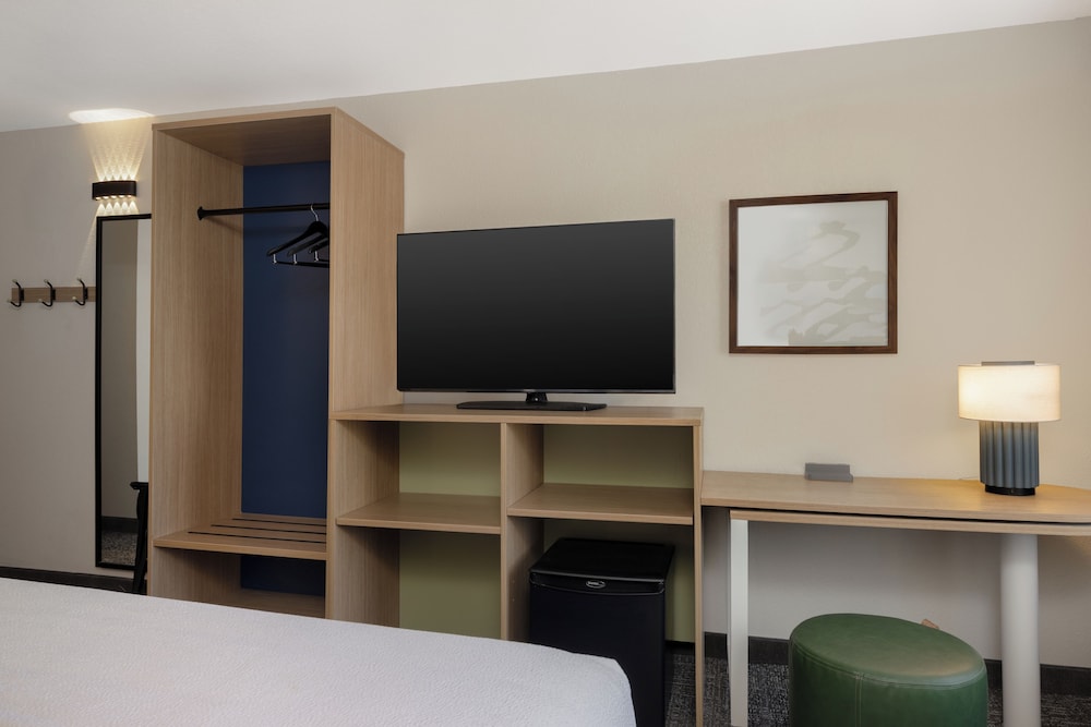 Spark by Hilton El Paso University - photo 19