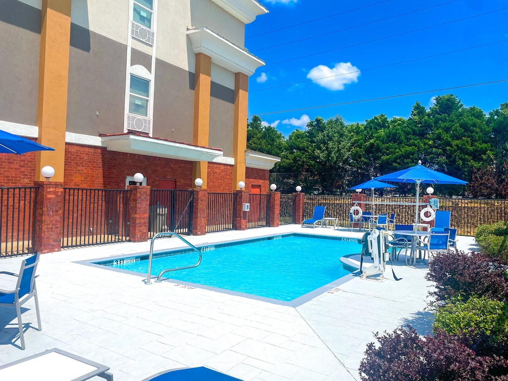Holiday Inn Express McComb by IHG - photo 16