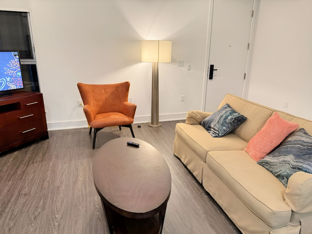 StaysPro Venice Beach luxury Apartments minutes to The Marina And Santa Monica — 4-Star Luxury Hotel in Marina Del Rey, United States