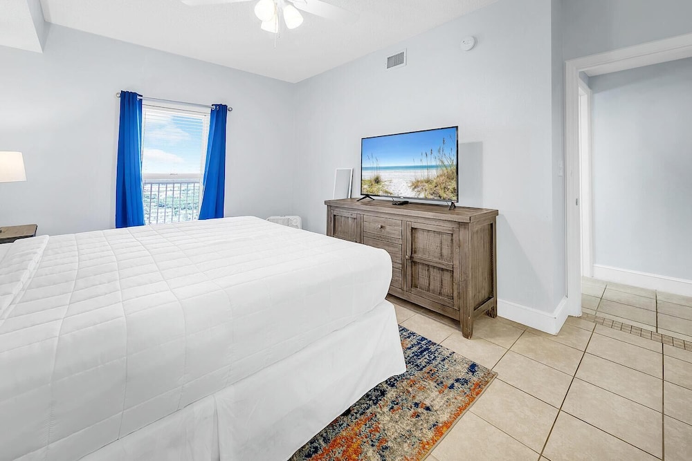 Majestic Beach Towers 1 1907 - featured photo