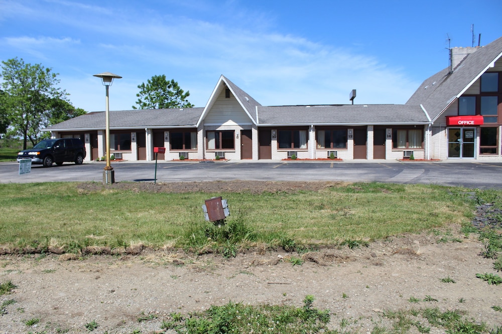 Grapevine Inn - photo 23
