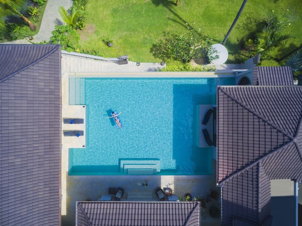 Beach Front Luxury Villa Hai Leng — 4-Star Luxury Hotel in Wichit, Thailand