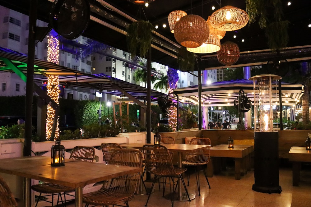 Prime Hotel Claremont - photo 25