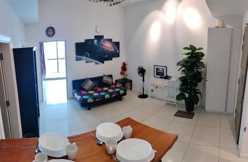 M City Center Jalan Ampang Lakeview KLCC KL Tower Merdeka 118 TRX View — 4-Star Luxury Hotel in Kuala Lumpur, Malaysia
