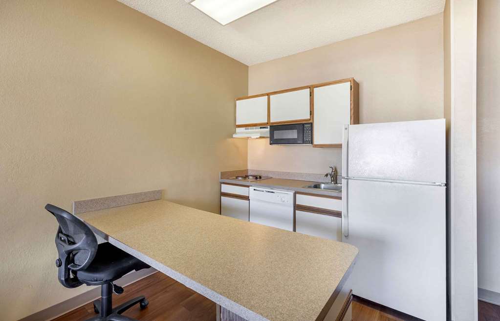 Extended Stay America Select Suites Providence Airport - photo 32