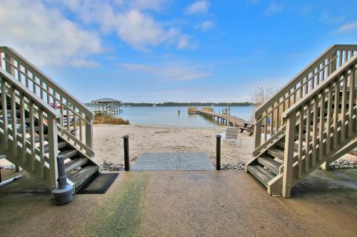 Summerhouse West A203 by RedAwning - photo 30