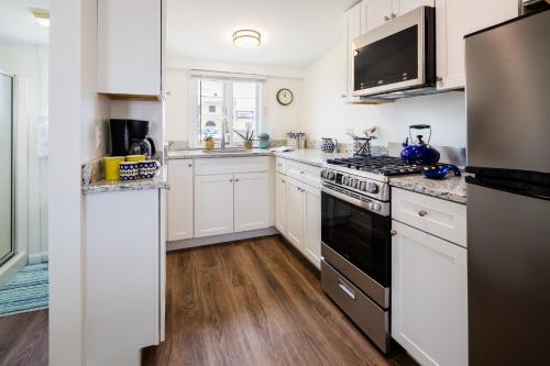 Truro Beach Cottages - photo 73