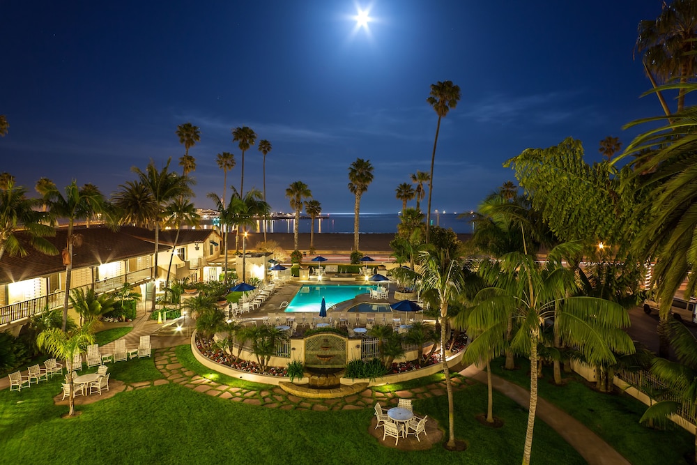 Harbor View Inn - photo 44