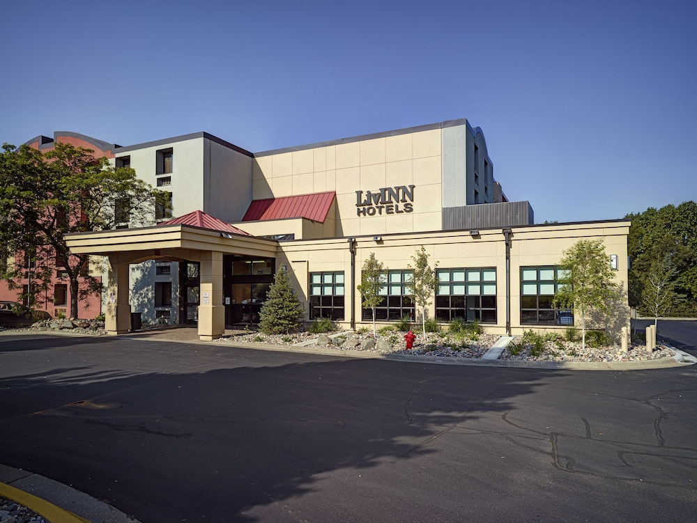 LivINN Hotel Minneapolis South Burnsville - carbon neutral hotel in Burnsville