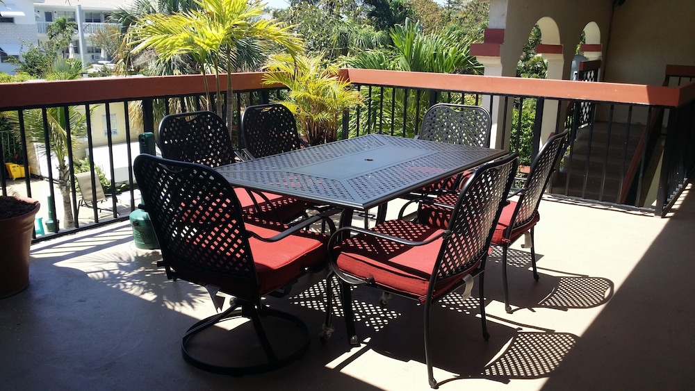 Palm Breeze Hotel - photo 24
