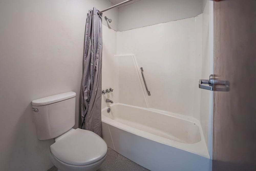 Southern Inn By OYO Walterboro I 95 - photo 22