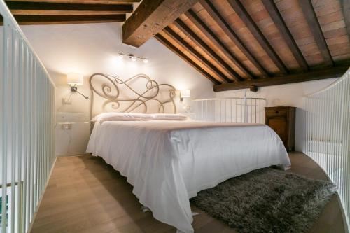 Relais Pacinotti Apartments — 4-Star Luxury Hotel in Pisa, Italy
