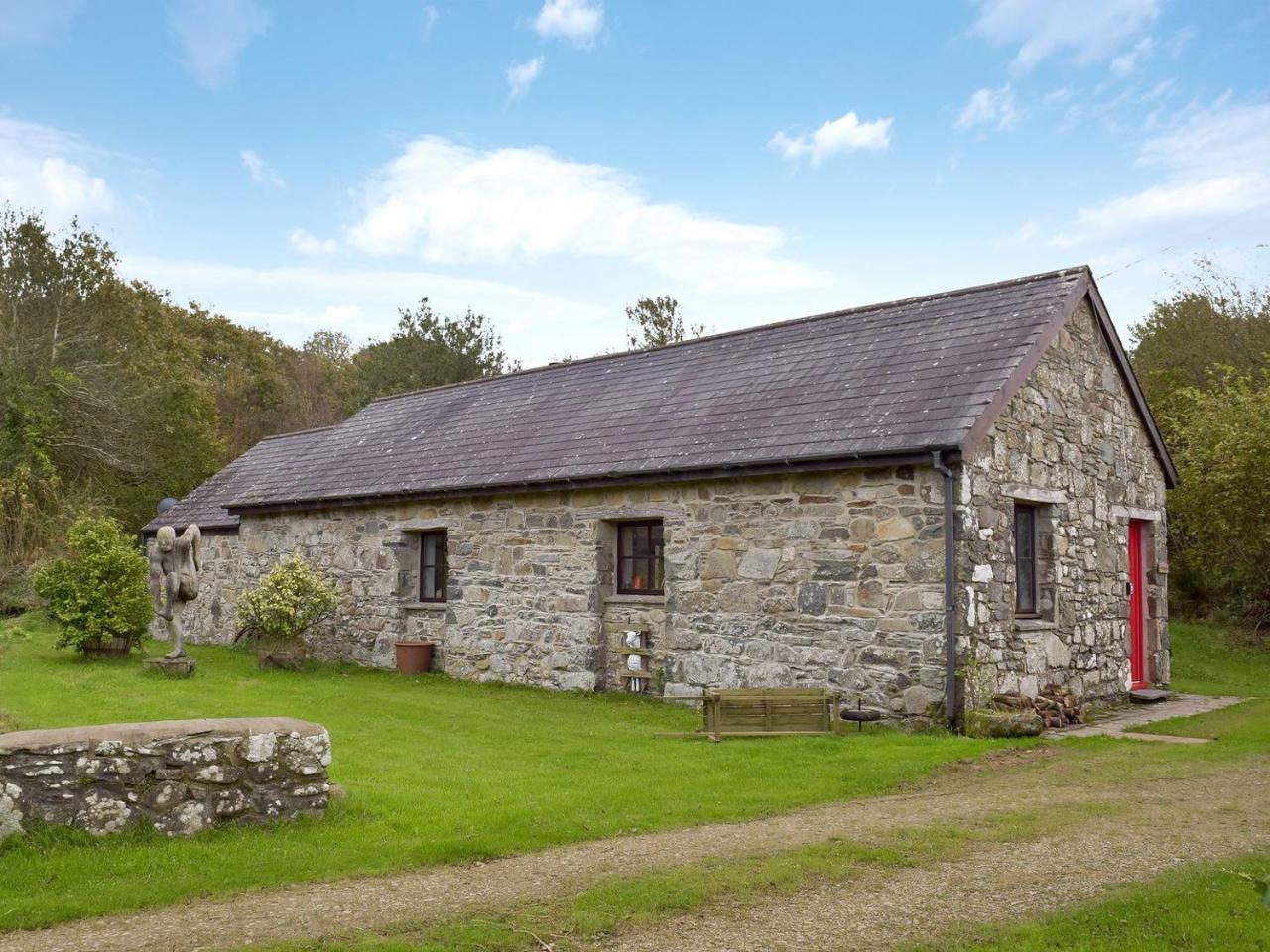 Ty Bach - carbon neutral hotel in Newport