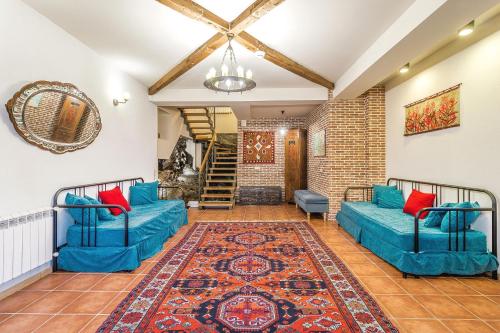 Ateshgah Residence