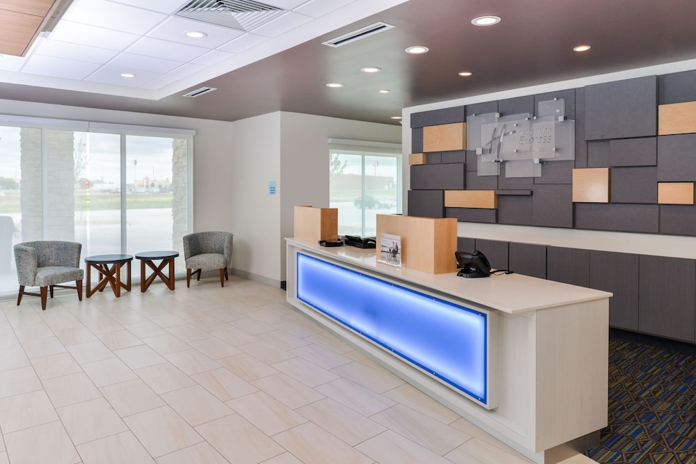 Holiday Inn Express & Suites Ogallala by IHG - photo 51