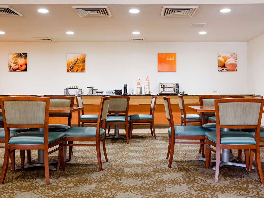 Comfort Suites Baton Rouge South I 10 - photo 33
