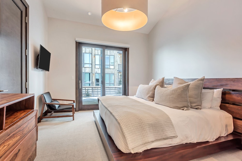 Stein Eriksen Residences - photo 13