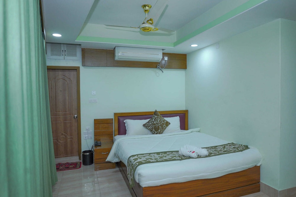 Rochas Hotel & Resort Bogura — hotel in Bogra