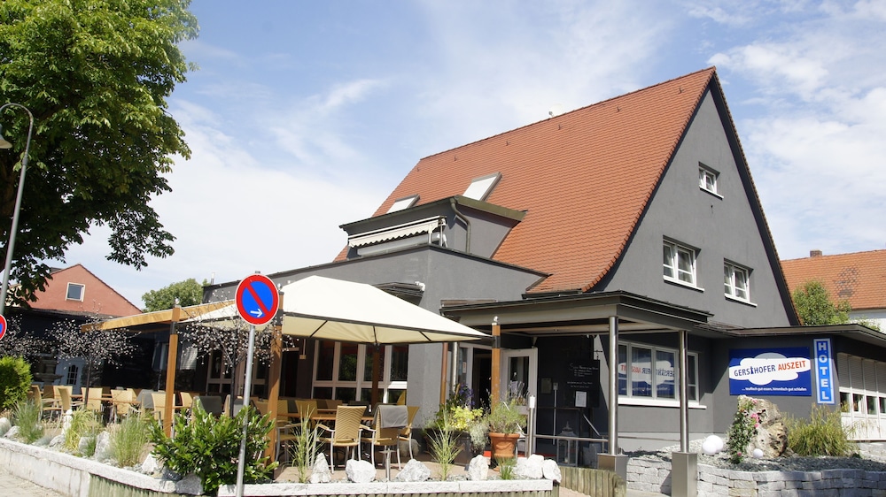 Gersthofer Auszeit — hotel in Gersthofen