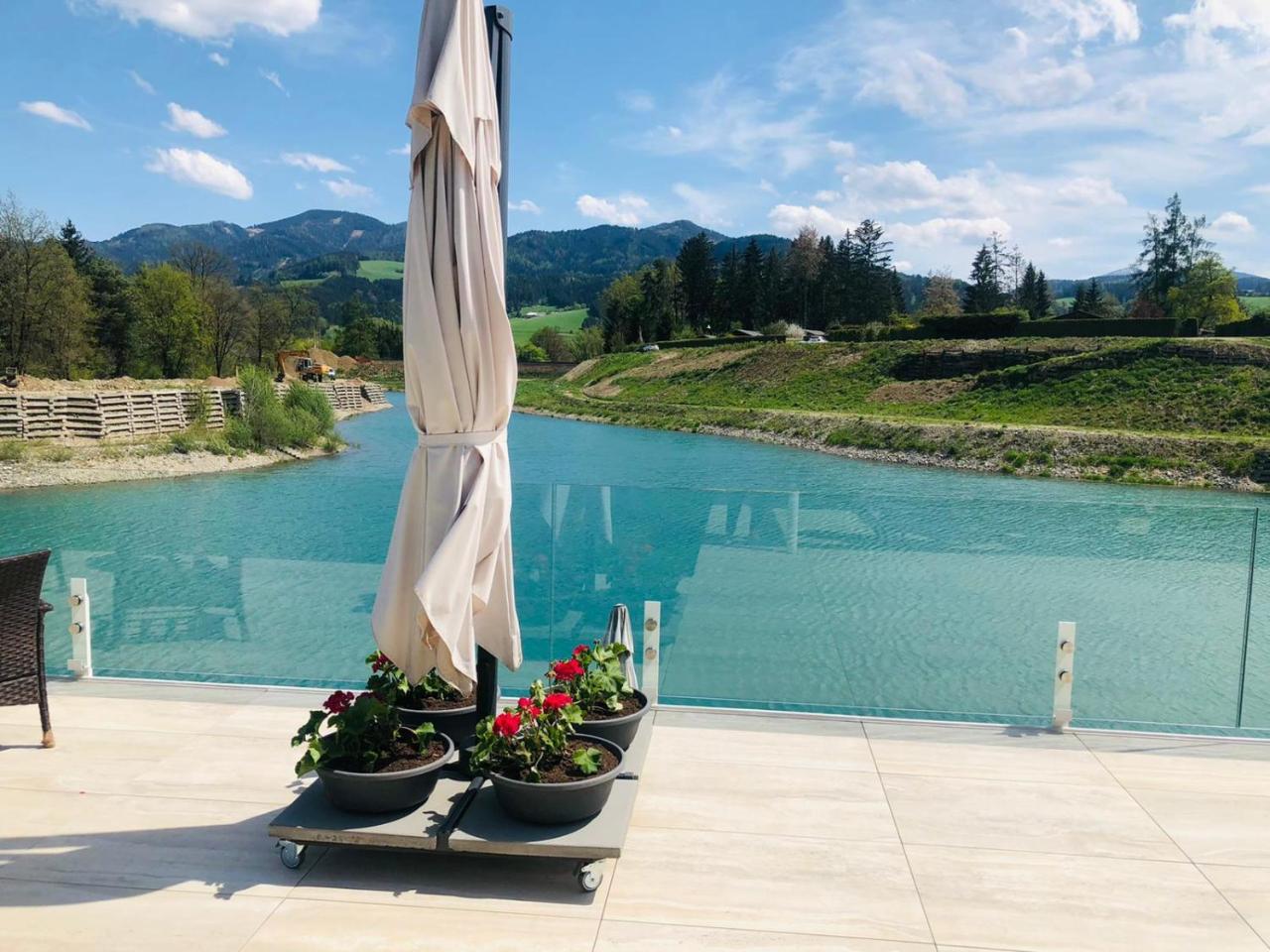 Ferienhaus A&C Deluxe Am See — hotel in Spielberg Bei Knittelfeld
