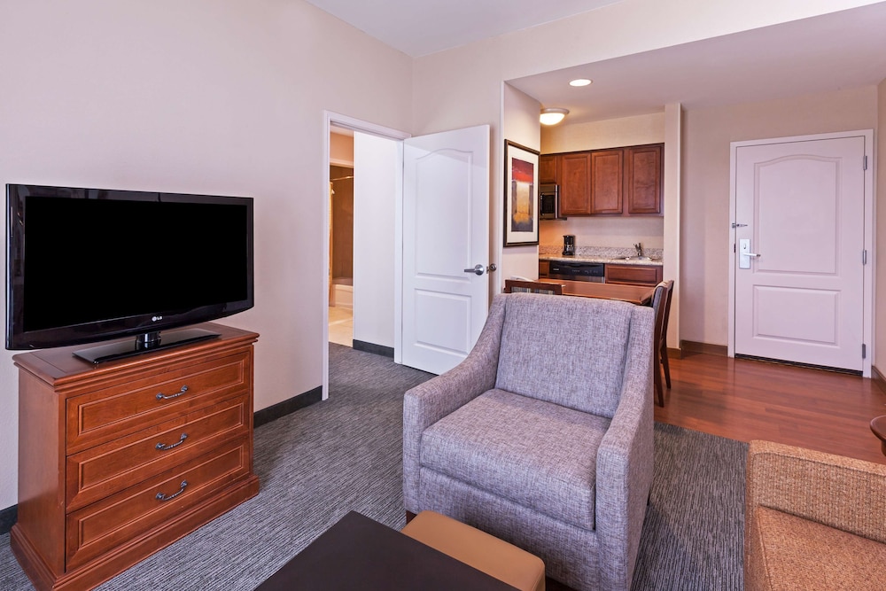 Homewood Suites by Hilton Laredo at Mall del Norte - photo 22