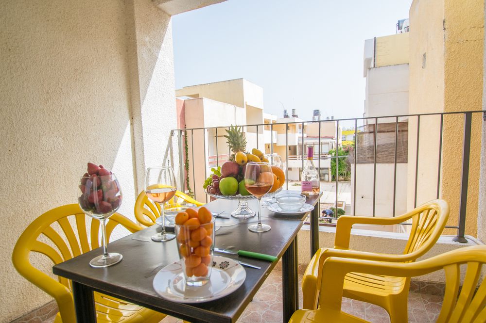 Sunshine Apts Two Bedroom Free Internet No 3