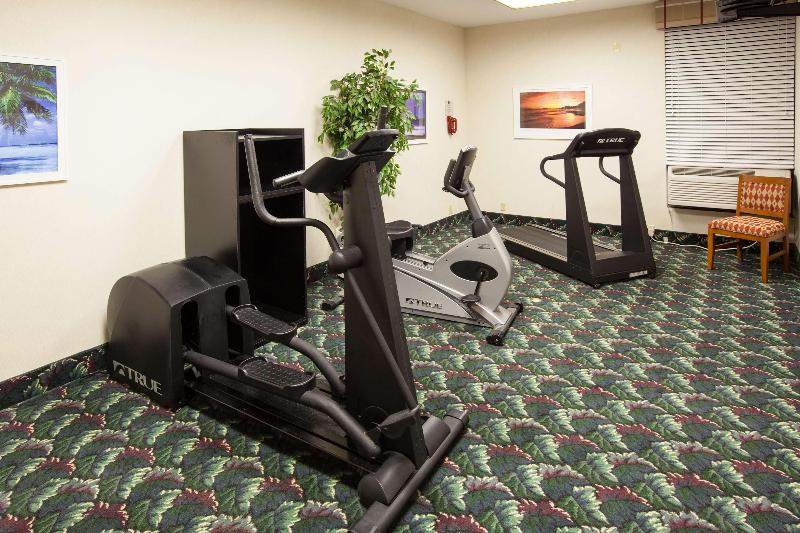 Quality Inn & Suites - photo 52