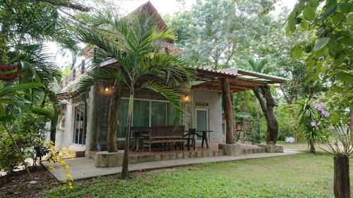 Baantantara - last minute hotel in Suan Phueng