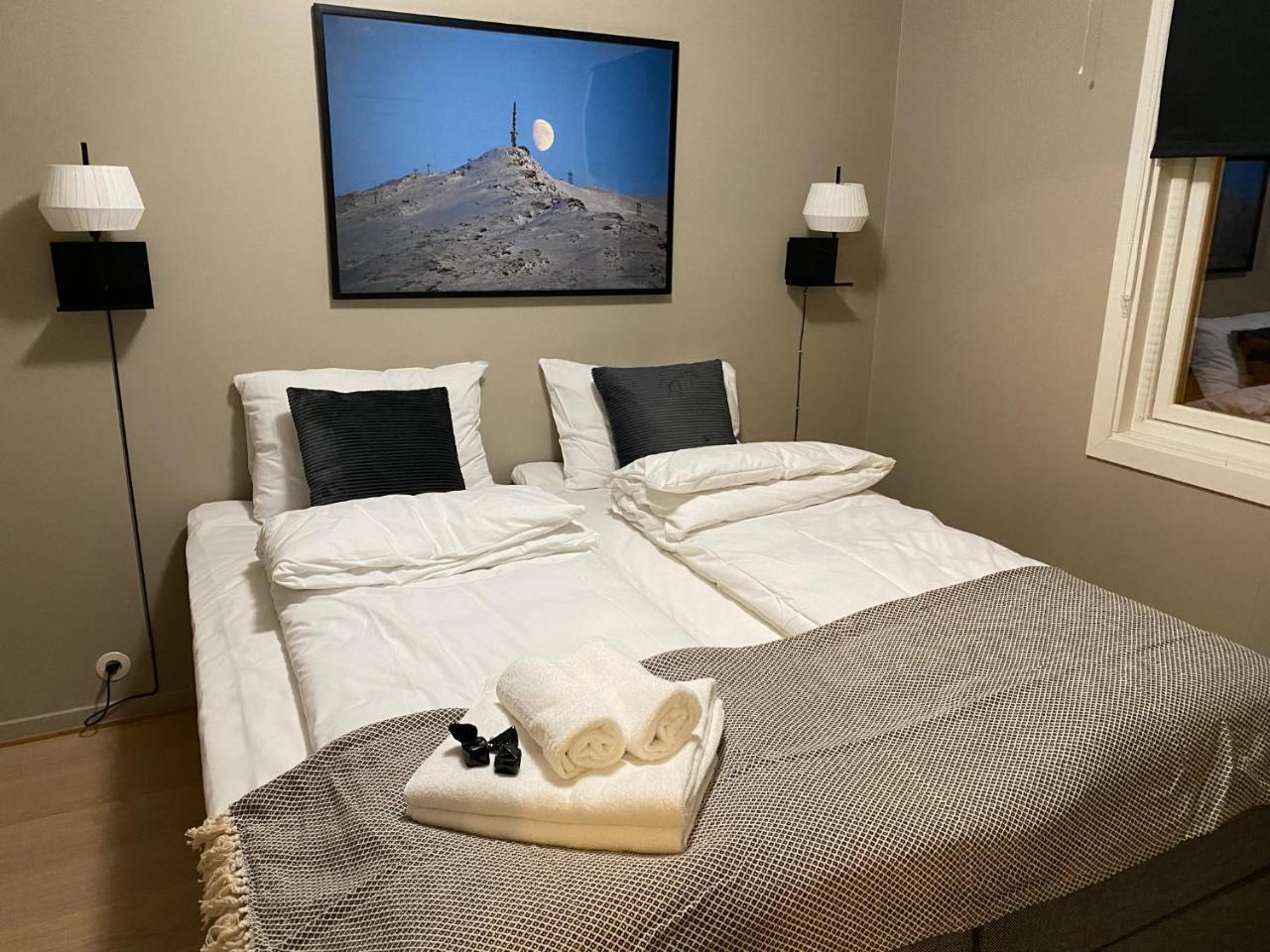 Big Central House with a View Free Parkinge31 — 4-Star Luxury Hotel in Narvik, Norway