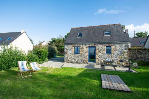 Le Gaoulac’h I Vue Mer & Grand Jardin in Crozon, France