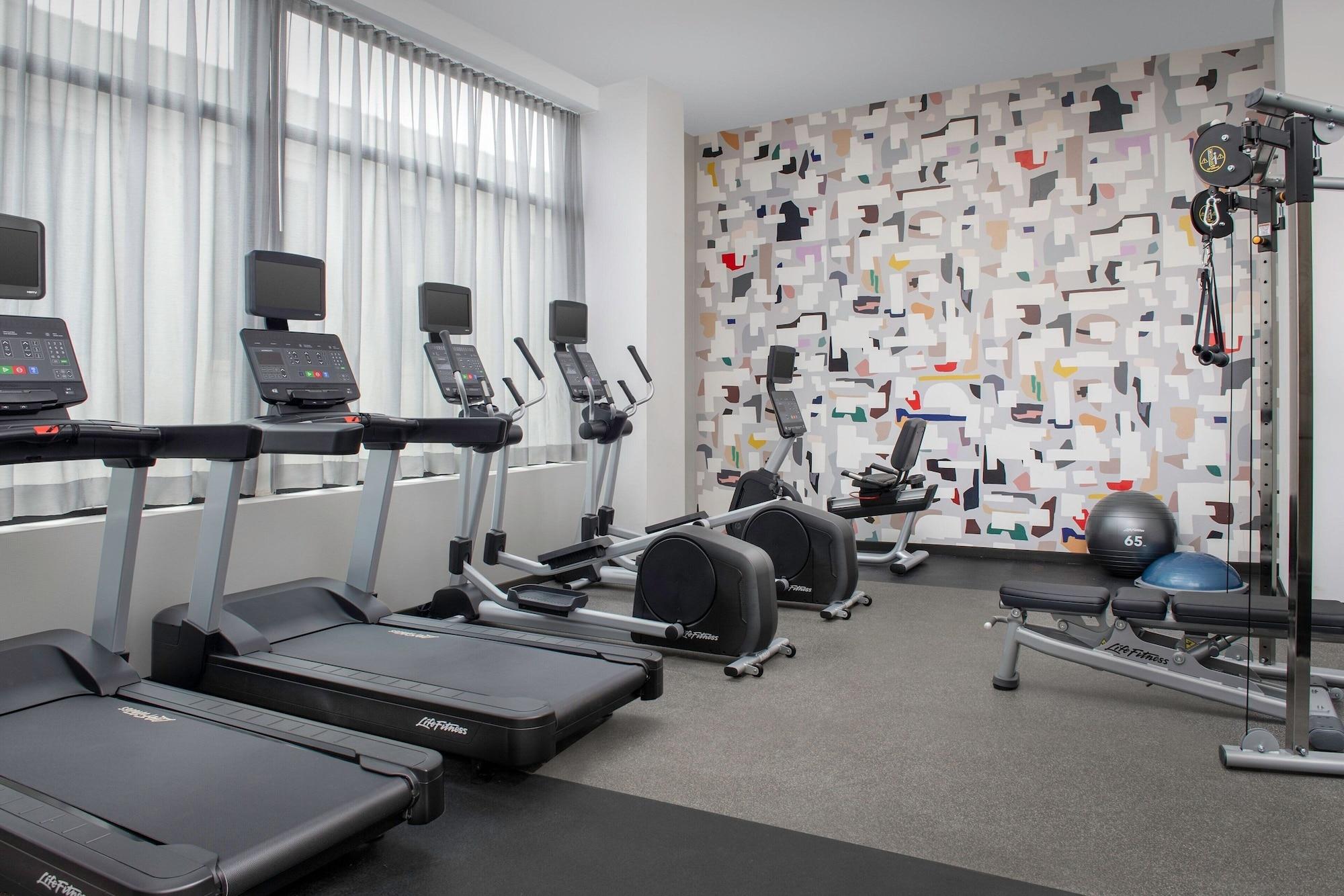 SpringHill Suites by Marriott New York Queens - photo 11