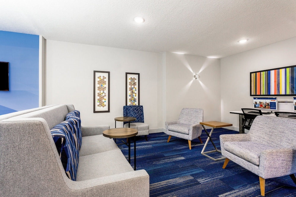 Holiday Inn Express & Suites Jacksonville Atlantic Beach by IHG - photo 46