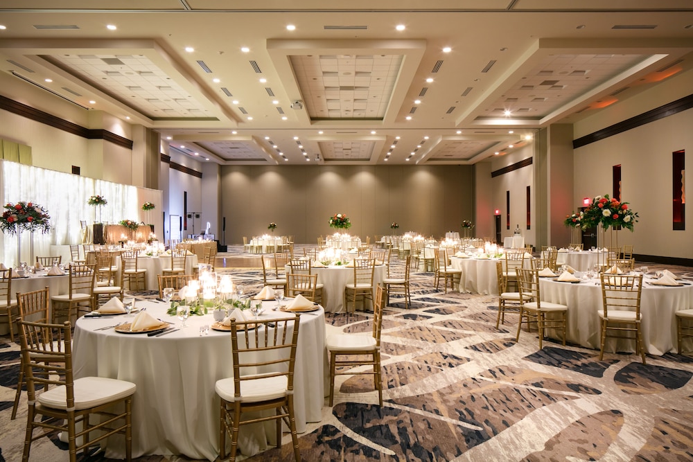 Hilton Garden Inn Manhattan - photo 36