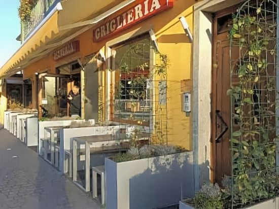 Colors - carbon neutral hotel in Campalto