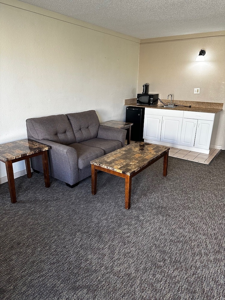 Ramada by Wyndham Virginia Beach - photo 25